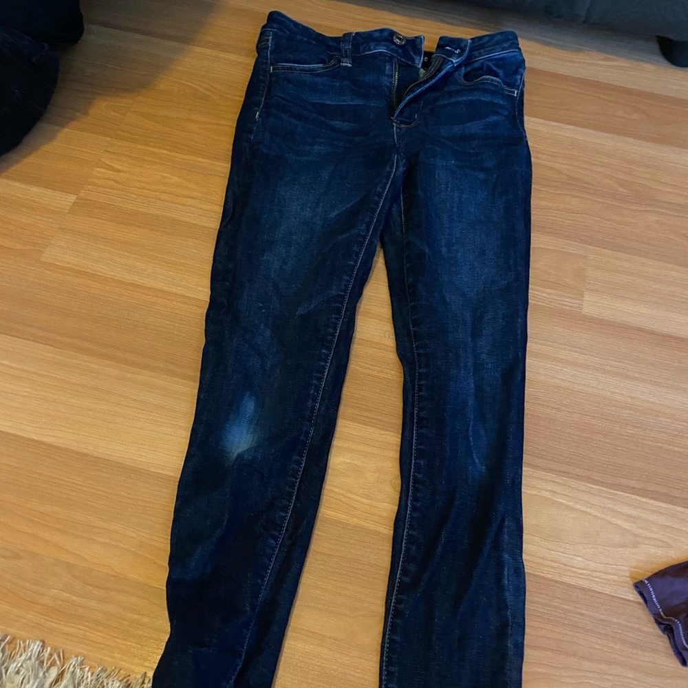 High waisted jeans